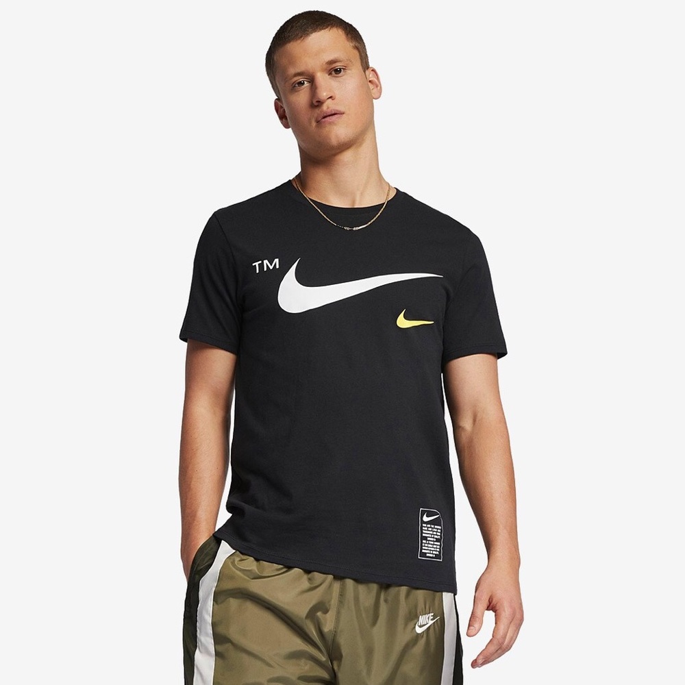 🆕 | ✔️ Nike Swoosh T-Shirt